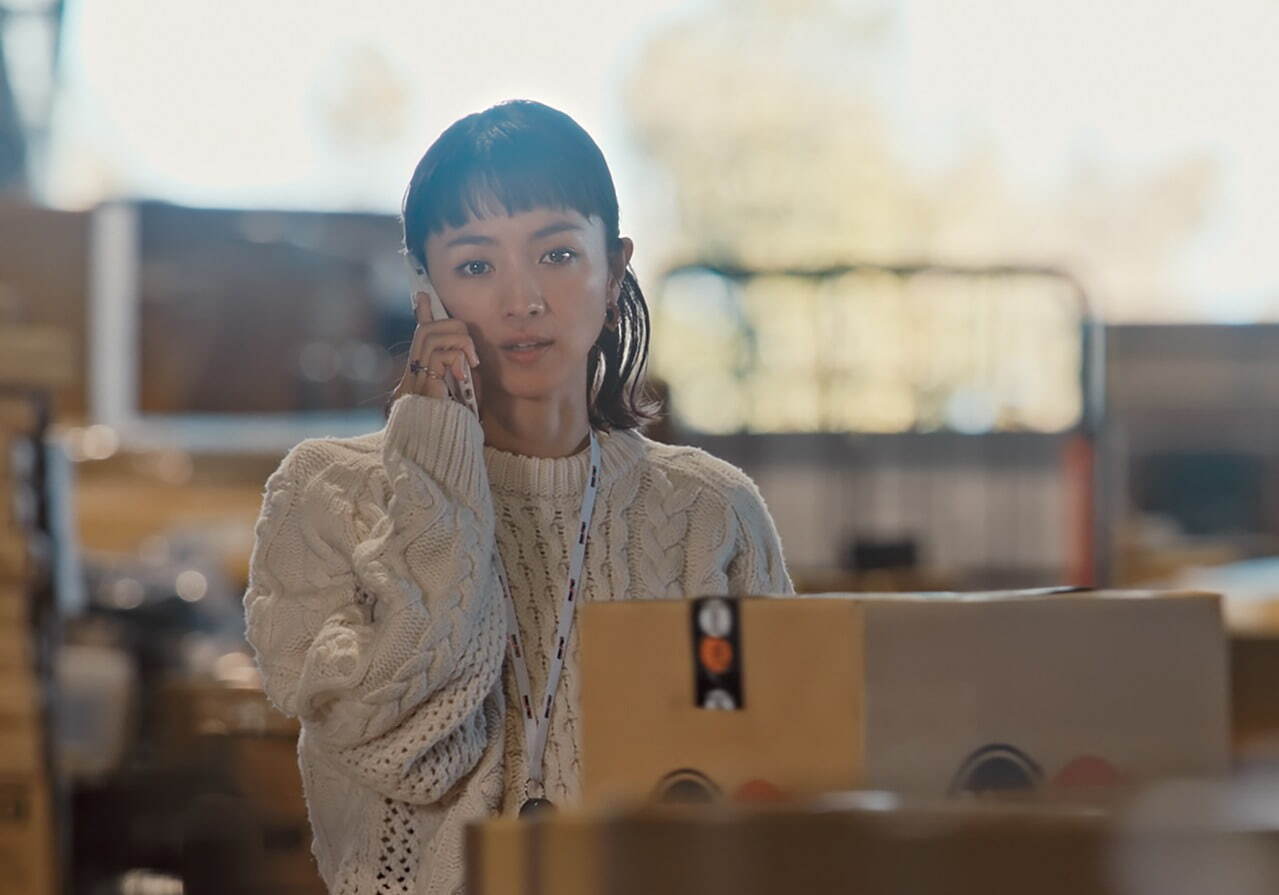 センター長になったエレナを襲う爆弾事件