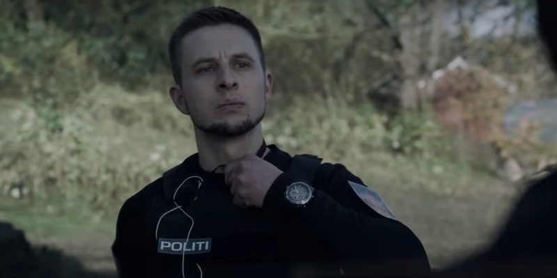 アンデルシュ・ダニエルセン・リー演じるブレイビク。大量殺害事件を起こす。