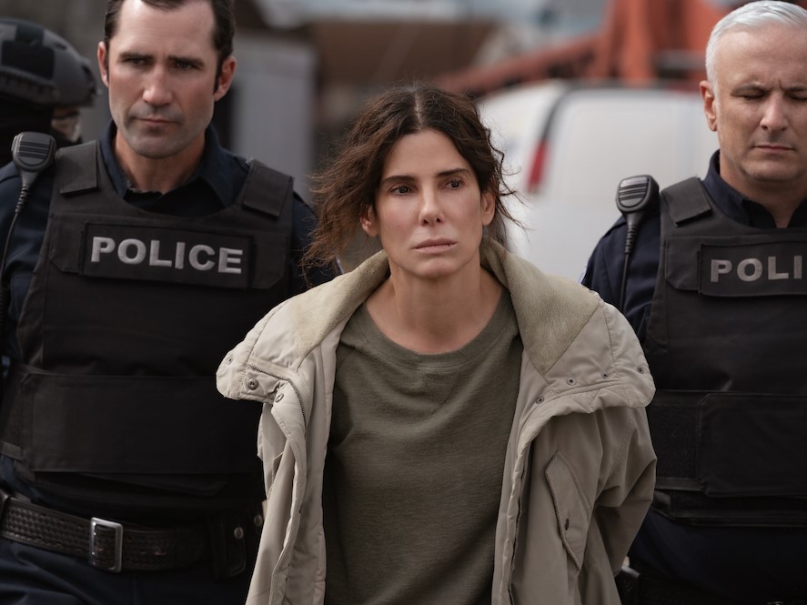 警官殺しの罪で服役していたルース・スレイターが模範囚として仮釈放される