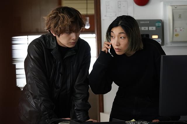 安藤サクラ演じるネリと山田涼介演じるジョー