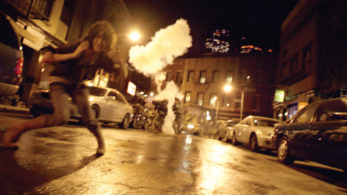 怪獣が出現し爆発が散見されるニューヨークの混乱