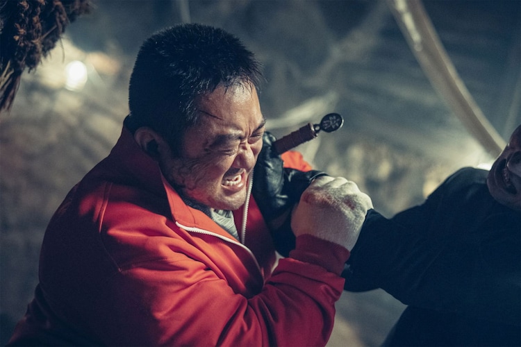 バウ 悪魔祓い株式会社 肉体派