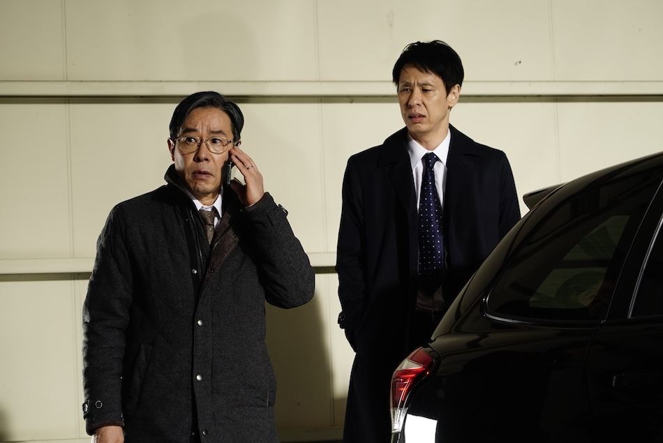 事件を本格的に追う警察